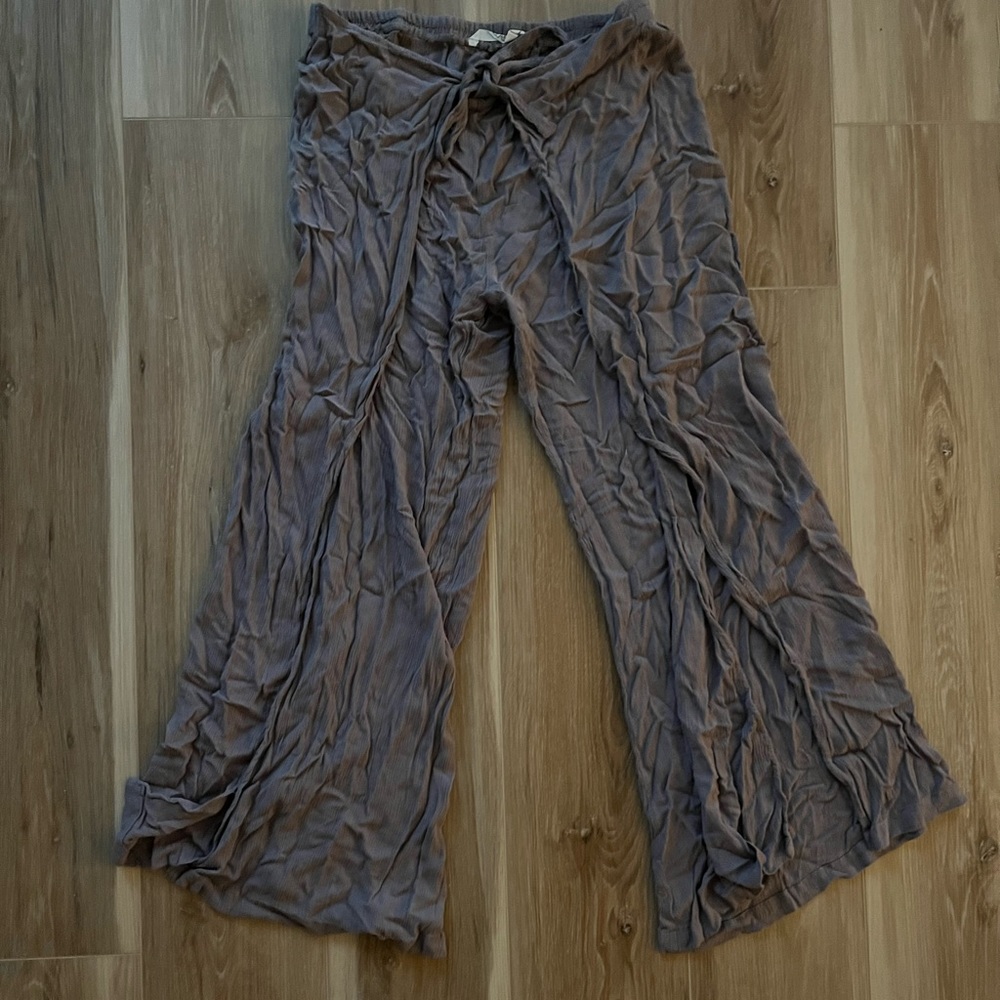 Extra comfy Vanilla Star wrap around pants.